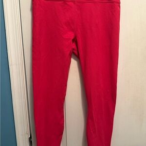Fabletics Activewear Capri Leggings (L)
